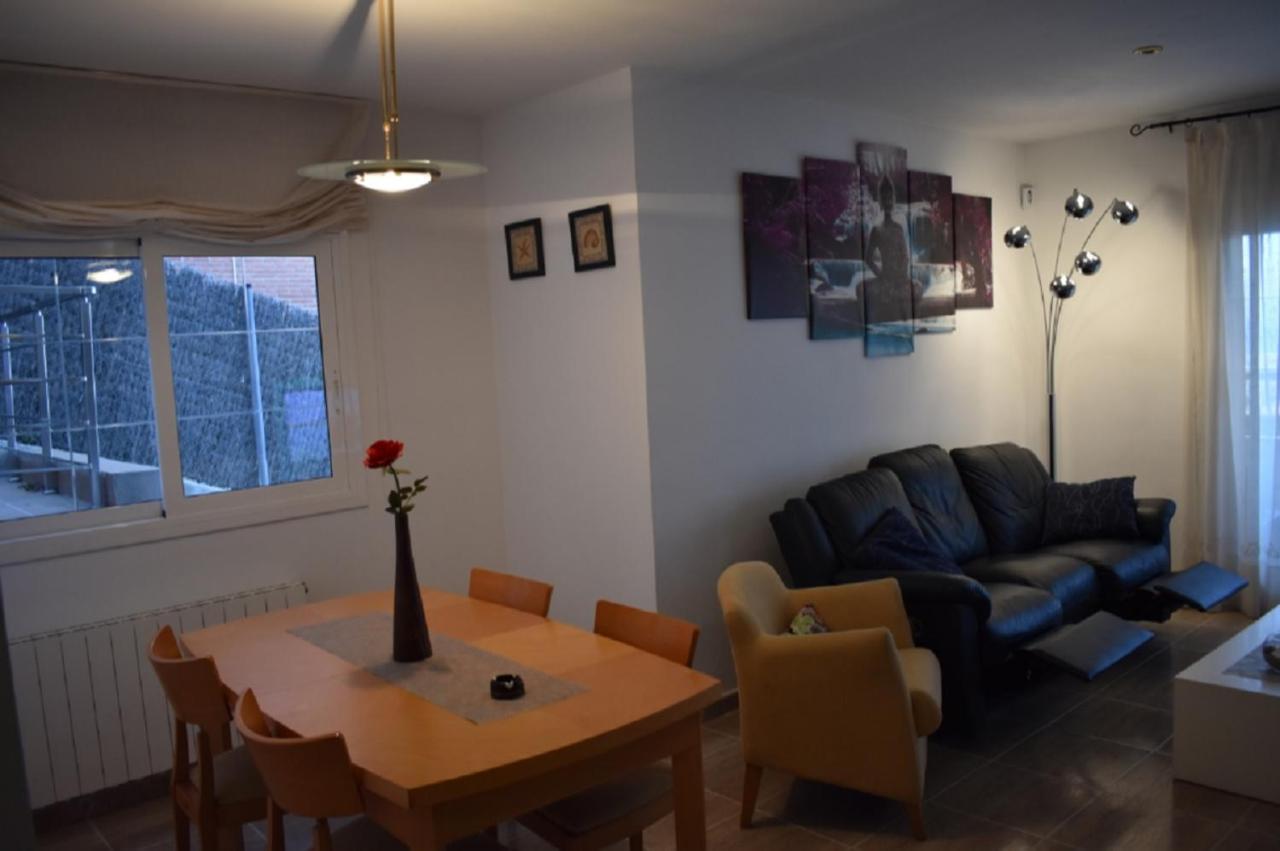 Beach House. Casa Con Piscina Privada 카라펠 외부 사진